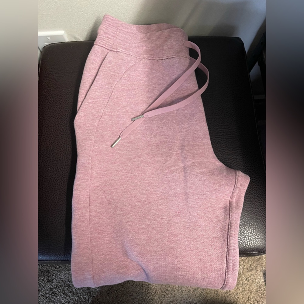 Lululemon Scuba Joggers, Heather Pink, 6